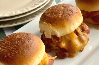 CHILI CHEESE DOG SLIDERS – The Southern Girl...