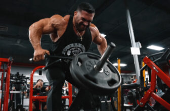 New Mr. Olympia Derek Lunsford Trains Again at Leg...