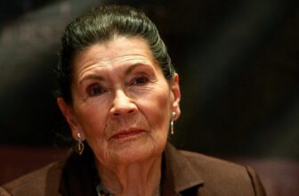 Pixar’s Lee Unkrich Pays Tribute to Mamá Co...