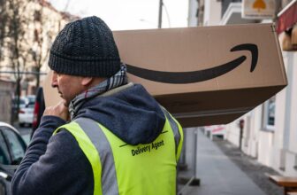 Amazon Joins SpaceX in Battle to Declare U.S. Labo...