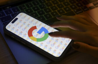 Google is reportedly paying publishers hundreds of...