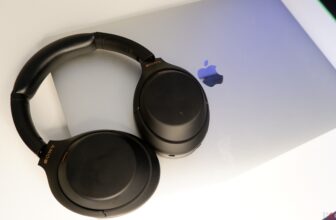 Tips on how to join Sony headphones to a laptop co...