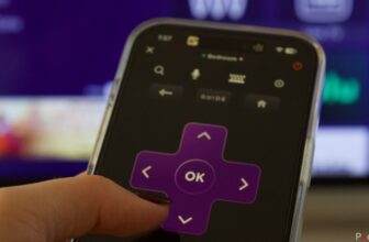 How you can use your cellphone as a Roku TV distan...